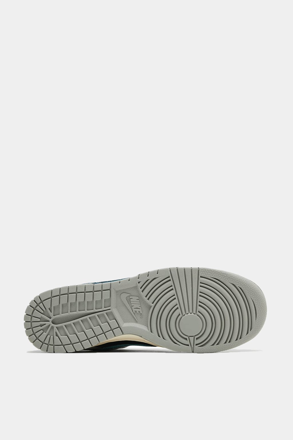 Nike - Dunk Low Retro Premium