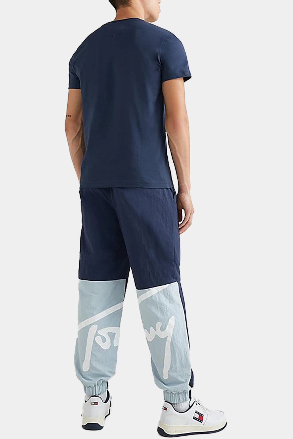 Tommy Hilfiger - Men's V-Neck T-Shirt