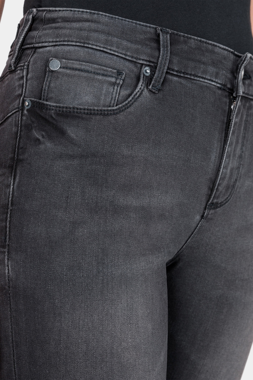 Armani Exchange Cigarette Jeans in Denim